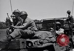 Standbild 11th Airborne Division voran Aparri Philippinen, 1945, aus Sekunde 33 historischem Filmmaterial Videoclip 65675038687
