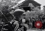 Standbild 11th Airborne Division voran Aparri Philippinen, 1945, aus Sekunde 60 historischem Filmmaterial Videoclip 65675038687