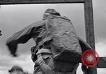 Standbild 11th Airborne Division Lipa Philippinen, 1945, aus Sekunde 58 historischem Filmmaterial Videoclip 65675038690