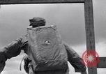 Standbild 11th Airborne Division Lipa Philippinen, 1945, aus Sekunde 60 historischem Filmmaterial Videoclip 65675038690