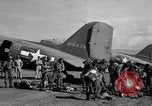 Standbild 511th Parachute Regiment Luzon Philippinen, 1945, aus Sekunde 29 historischem Filmmaterial Videoclip 65675038697
