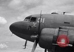 Standbild C 47 Flugzeuge Luzon Philippinen, 1945, aus Sekunde 27 historischem Filmmaterial Videoclip 65675038698