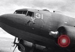 Standbild C 47 Flugzeuge Luzon Philippinen, 1945, aus Sekunde 30 historischem Filmmaterial Videoclip 65675038698