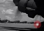 Standbild C 47 Flugzeuge Luzon Philippinen, 1945, aus Sekunde 36 historischem Filmmaterial Videoclip 65675038698