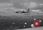 Image 511e Régiment de parachutistes l'île de Luzon aux Philippines, 1945, de la seconde 30 séquences d'archives historiques vidéo 65675038699