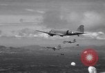 Image 511e Régiment de parachutistes l'île de Luzon aux Philippines, 1945, de la seconde 32 séquences d'archives historiques vidéo 65675038699