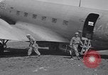 Standbild 511th Parachute Regiment Luzon Philippinen, 1945, aus Sekunde 21 historischem Filmmaterial Videoclip 65675038700