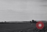 Standbild 511th Parachute Regiment Luzon Philippinen, 1945, aus Sekunde 32 historischem Filmmaterial Videoclip 65675038700