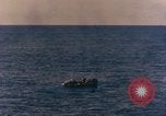 Standbild rescue Mission Okinawa Ryukyu Inseln, 1945, aus Sekunde 32 historischem Filmmaterial Videoclip 65675038711