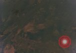 Standbild amerikanische Matrosen Okinawa Ryukyu Inseln, 1945, aus Sekunde 28 historischem Filmmaterial Videoclip 65675038712