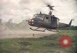 Standbild Betrieb Wahiawa verwundet Luft angehoben Cuchi Süd Vietnam, 1966, aus Sekunde 6 historischem Filmmaterial Videoclip 65675038727