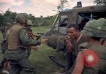 Standbild Betrieb Wahiawa verwundet Luft angehoben Cuchi Süd Vietnam, 1966, aus Sekunde 11 historischem Filmmaterial Videoclip 65675038727