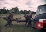 Standbild Betrieb Wahiawa verwundet Luft angehoben Cuchi Süd Vietnam, 1966, aus Sekunde 33 historischem Filmmaterial Videoclip 65675038727