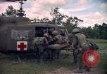 Standbild Betrieb Wahiawa verwundet Luft angehoben Cuchi Süd Vietnam, 1966, aus Sekunde 38 historischem Filmmaterial Videoclip 65675038727