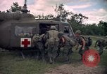 Standbild Betrieb Wahiawa verwundet Luft angehoben Cuchi Süd Vietnam, 1966, aus Sekunde 42 historischem Filmmaterial Videoclip 65675038727
