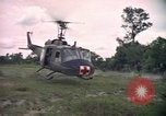Standbild Betrieb Wahiawa verwundet Luft angehoben Cuchi Süd Vietnam, 1966, aus Sekunde 54 historischem Filmmaterial Videoclip 65675038727