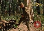 Standbild 101st Airborne Division Se San Kambodscha, 1970, aus Sekunde 10 historischem Filmmaterial Videoclip 65675038730