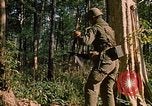 Standbild 101st Airborne Division Se San Kambodscha, 1970, aus Sekunde 38 historischem Filmmaterial Videoclip 65675038730