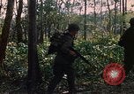 Standbild 101st Airborne Division Se San Kambodscha, 1970, aus Sekunde 58 historischem Filmmaterial Videoclip 65675038730
