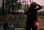 Standbild 101st Airborne Division Gang Papageien Schnabel Kambodscha, 1970, aus Sekunde 49 historischem Filmmaterial Videoclip 65675038732