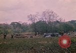 Standbild 101st Airborne Division Gang Papageien Schnabel Kambodscha, 1970, aus Sekunde 58 historischem Filmmaterial Videoclip 65675038732