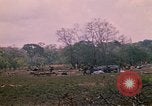 Standbild 101st Airborne Division Gang Papageien Schnabel Kambodscha, 1970, aus Sekunde 62 historischem Filmmaterial Videoclip 65675038732