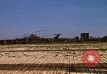 Standbild 101st Airborne Division Pleiku Vietnam, 1970, aus Sekunde 11 historischem Filmmaterial Videoclip 65675038740