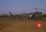 Standbild 101st Airborne Division Pleiku Vietnam, 1970, aus Sekunde 23 historischem Filmmaterial Videoclip 65675038740