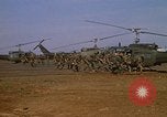 Standbild 101st Airborne Division Pleiku Vietnam, 1970, aus Sekunde 27 historischem Filmmaterial Videoclip 65675038740