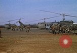 Standbild 101st Airborne Division Pleiku Vietnam, 1970, aus Sekunde 35 historischem Filmmaterial Videoclip 65675038740