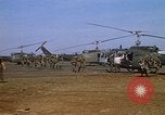 Standbild 101st Airborne Division Pleiku Vietnam, 1970, aus Sekunde 38 historischem Filmmaterial Videoclip 65675038740