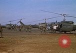 Standbild 101st Airborne Division Pleiku Vietnam, 1970, aus Sekunde 40 historischem Filmmaterial Videoclip 65675038740