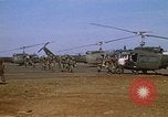 Standbild 101st Airborne Division Pleiku Vietnam, 1970, aus Sekunde 41 historischem Filmmaterial Videoclip 65675038740