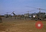 Standbild 101st Airborne Division Pleiku Vietnam, 1970, aus Sekunde 44 historischem Filmmaterial Videoclip 65675038740