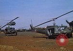 Standbild 101st Airborne Division Pleiku Vietnam, 1970, aus Sekunde 49 historischem Filmmaterial Videoclip 65675038740