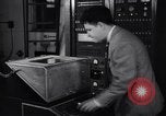 Standbild Radar im zivilen Verkehr und Wetter Anwendungen United States USA, 1946, aus Sekunde 21 historischem Filmmaterial Videoclip 65675038745