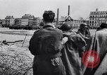 Image Soldats alliés faits prisonniers de guerre Dieppe France, 1942, de la seconde 17 séquences d'archives historiques vidéo 65675038755
