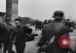 Image Soldats alliés faits prisonniers de guerre Dieppe France, 1942, de la seconde 57 séquences d'archives historiques vidéo 65675038755