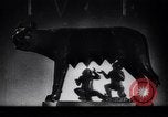 Image Épiphanie fasciste Rome Italie, 1942, de la seconde 15 séquences d'archives historiques vidéo 65675038767