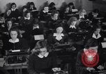 Immagine di Croce Rossa Italiana office Roma Italia, 1942, secondo 59 filmato di repertorio 65675038769