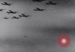 Standbild Mosquito squadron United States USA, 1944, aus Sekunde 37 historischem Filmmaterial Videoclip 65675038773