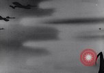 Standbild Mosquito squadron United States USA, 1944, aus Sekunde 40 historischem Filmmaterial Videoclip 65675038773