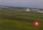 Standbild Flugzeuge landen Thailand, 1967, aus Sekunde 22 historischem Filmmaterial Videoclip 65675038787