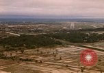 Standbild Luftfahrzeug landet Thailand, 1967, aus Sekunde 3 historischem Filmmaterial Videoclip 65675038789