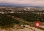 Standbild Luftfahrzeug landet Thailand, 1967, aus Sekunde 15 historischem Filmmaterial Videoclip 65675038789