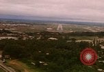 Standbild Luftfahrzeug landet Thailand, 1967, aus Sekunde 22 historischem Filmmaterial Videoclip 65675038789