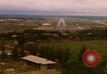 Standbild Luftfahrzeug landet Thailand, 1967, aus Sekunde 36 historischem Filmmaterial Videoclip 65675038789