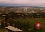 Standbild Luftfahrzeug landet Thailand, 1967, aus Sekunde 37 historischem Filmmaterial Videoclip 65675038789