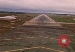 Standbild Luftfahrzeug landet Thailand, 1967, aus Sekunde 59 historischem Filmmaterial Videoclip 65675038789