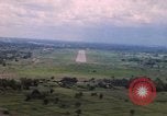 Standbild Luftfahrzeug landet Thailand, 1967, aus Sekunde 19 historischem Filmmaterial Videoclip 65675038790